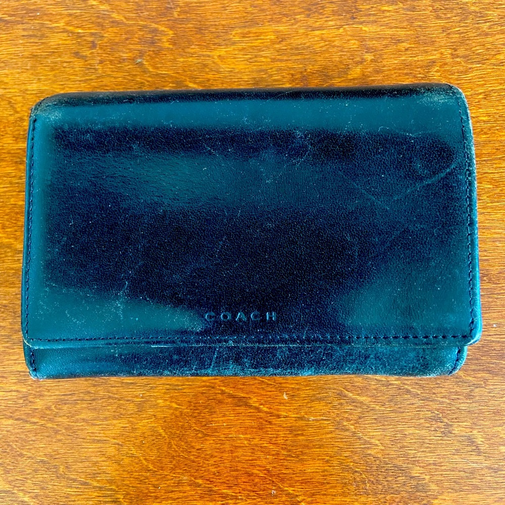 Coach medium wallet